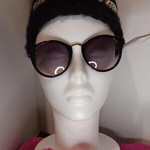 Foster Grant Black Round  Sun Glasses NWT